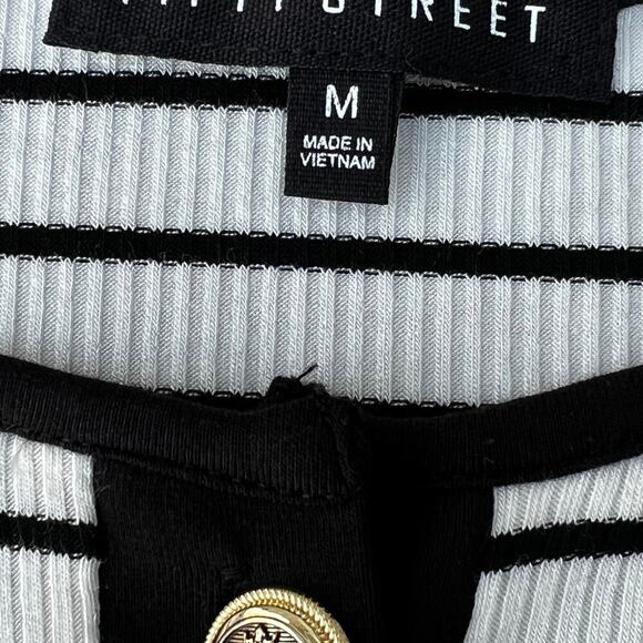 Fifty Street women’s size M Henley style long sleeve T-shirt, NWT - Picture 9 of 9